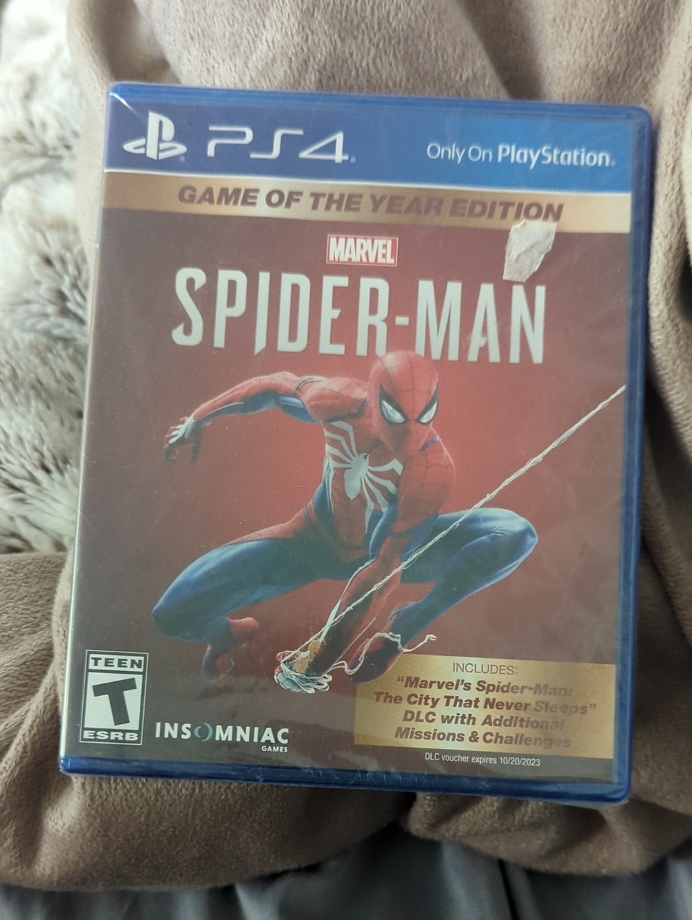 PlayStation PS4 Marvel Spider-Man - Red/Blue (Game of the Year Edition)